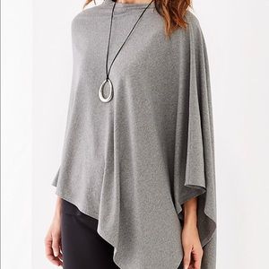I Jill Asymmetrical Black Poncho One Size